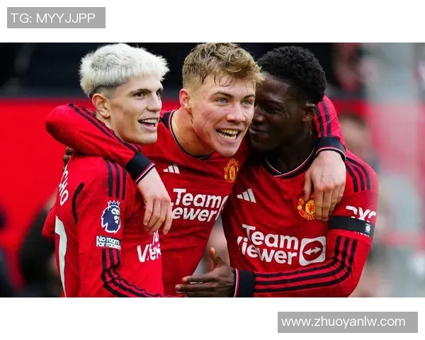 中超激战曼联逆转那不勒斯争议判罚引发全场热议