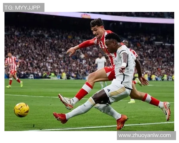 德甲盛宴：皇马狂胜拜仁五球引发转会热议与全场沸腾